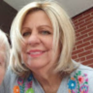 Meet your Posher, Renee